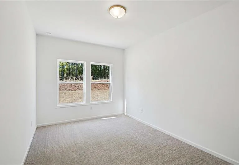 240 Silverleaf Trl — Photo 17