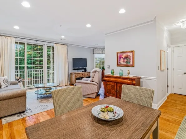 159 Victoria Dr #159, Bridgewater Twp., NJ 08807