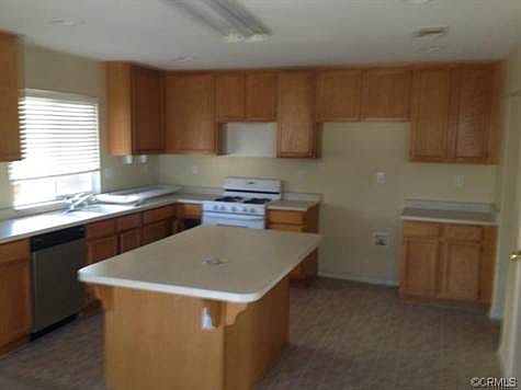 4th image of 1629 Apple Blossom Way