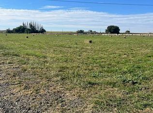 240 Hornby Rd, Grandview, WA 98930