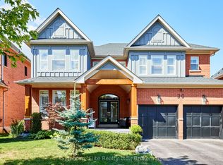 30 Confederation Dr, Uxbridge, ON L9P1Z5