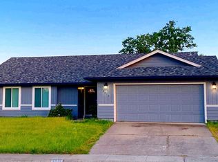 3615 Lake Forest Dr, Redding, CA 96003