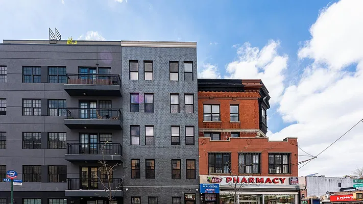 Rented by Nooklyn NYC LLC | media 17