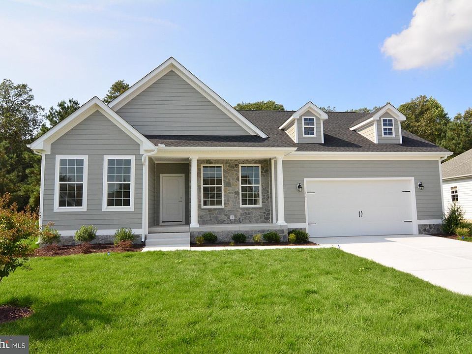 1st image of 127 Oysterman Dr