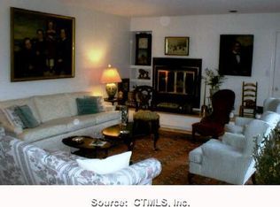 33 Charlton Hill Rd #33, Hamden, CT 06518