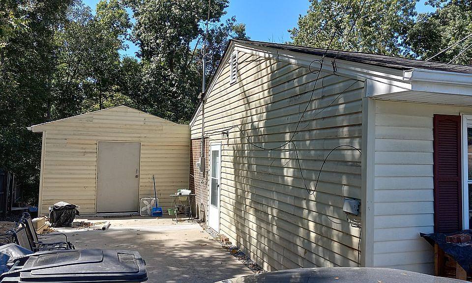 2nd image of 119 Belsay Dr
