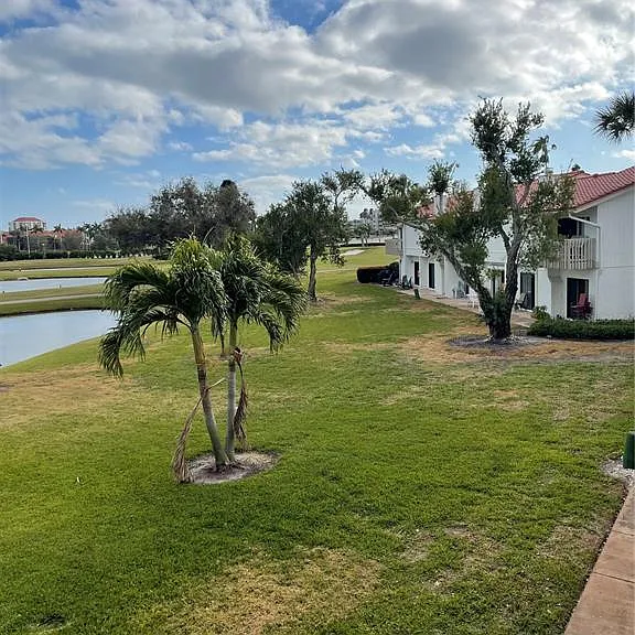 6260 Sun Blvd #1 — Photo 4