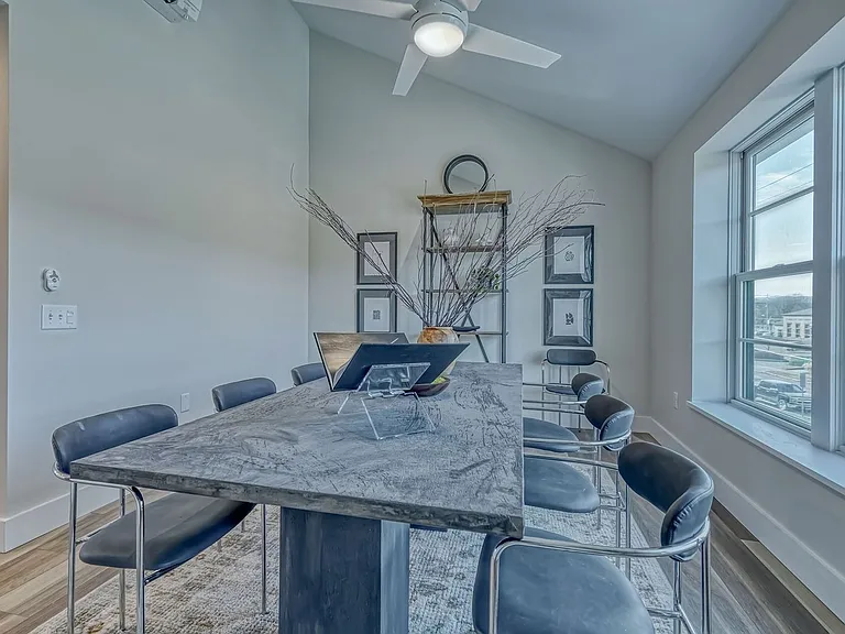 323 Taughannock Blvd — Photo 15