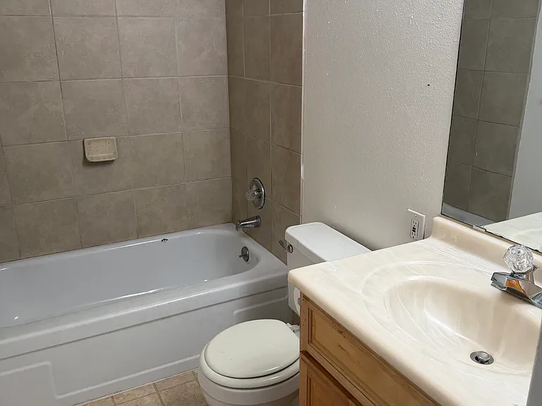8126 E Broadway Blvd — Photo 5