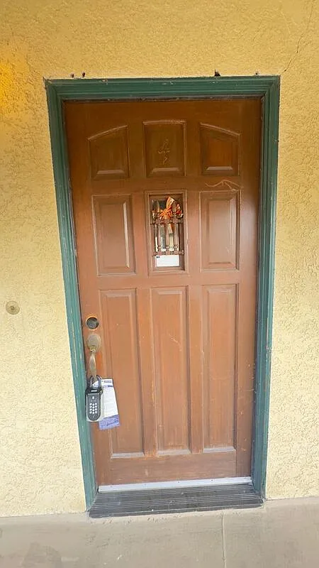 2 bed, 1.0 bath, $2,200 — Photo 3