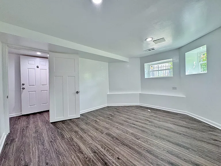 3316 W Flournoy St #G — Photo 15