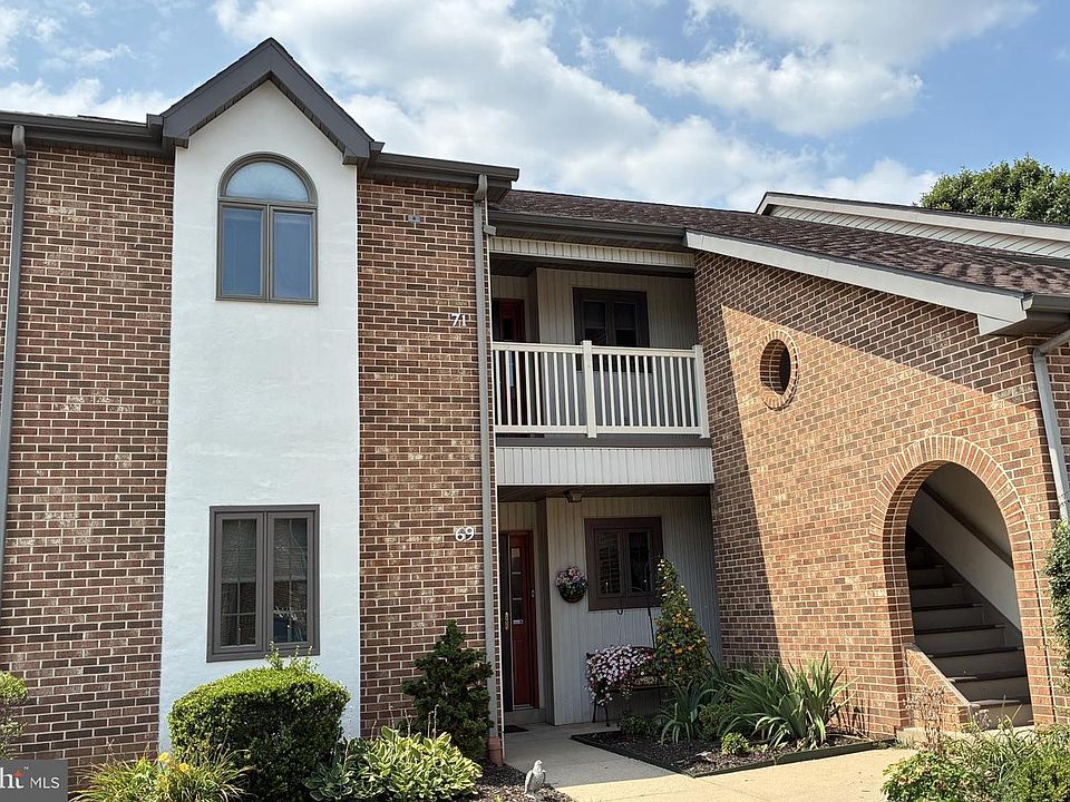 1st image of 71 Black Oak Dr #71