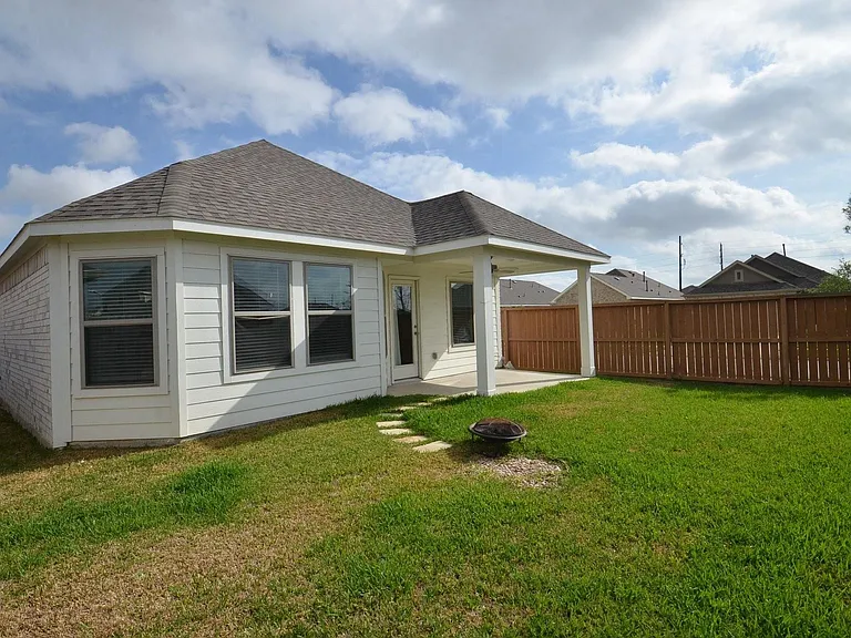 8230 Blue Fish Dr — Photo 15