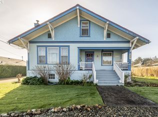 830 Division St SE, Bandon, OR 97411