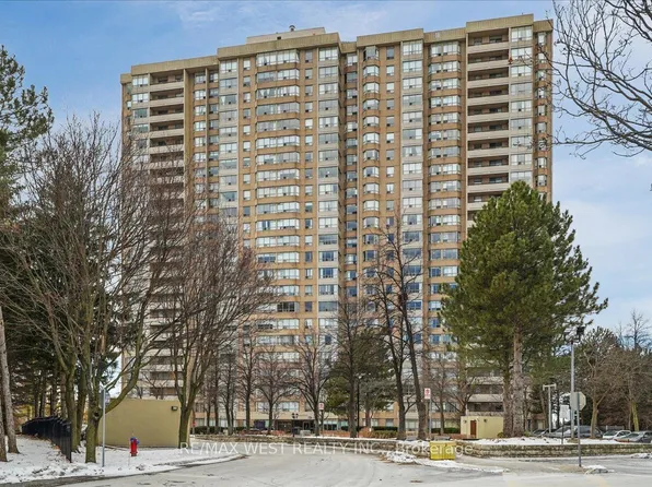 30 Malta Ave #504, Brampton, ON L6Y 4S5