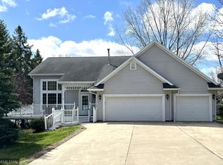 72599 238th St, Dassel, MN 55325