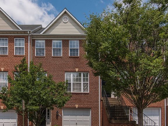 2nd image of 2570 James Madison Cir