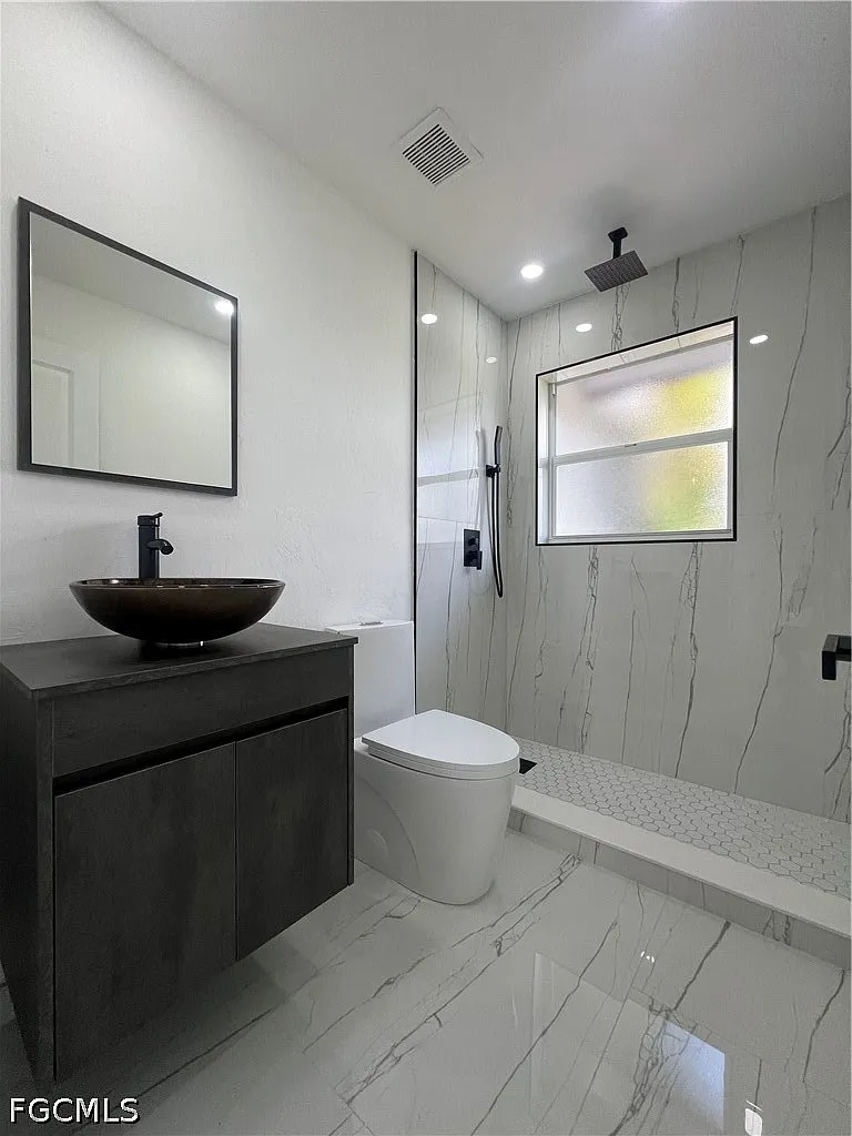 2 bed, 1.0 bath, 1210 sqft, $1,780 — Photo 4