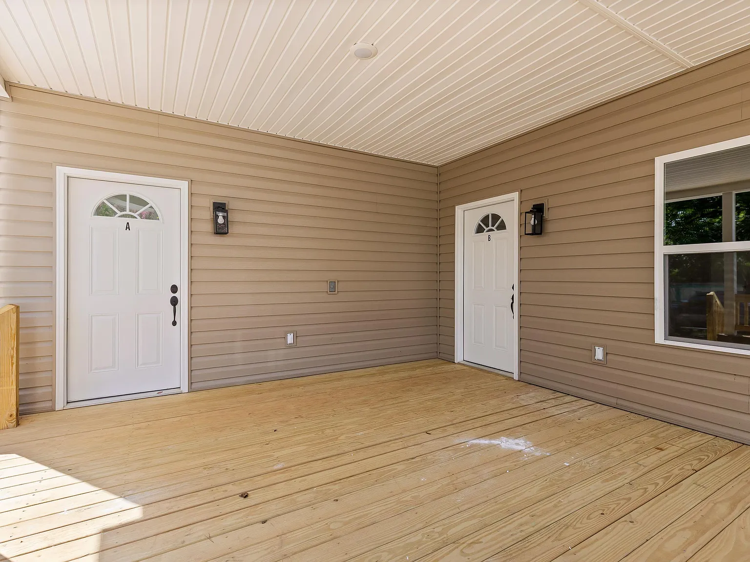 3 bed, 1400 sqft, $1,995 — Photo 3