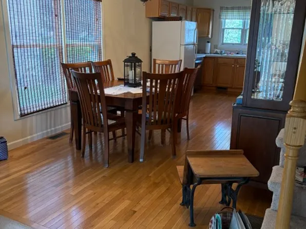 110 Washington Pl #110, State College, PA 16801