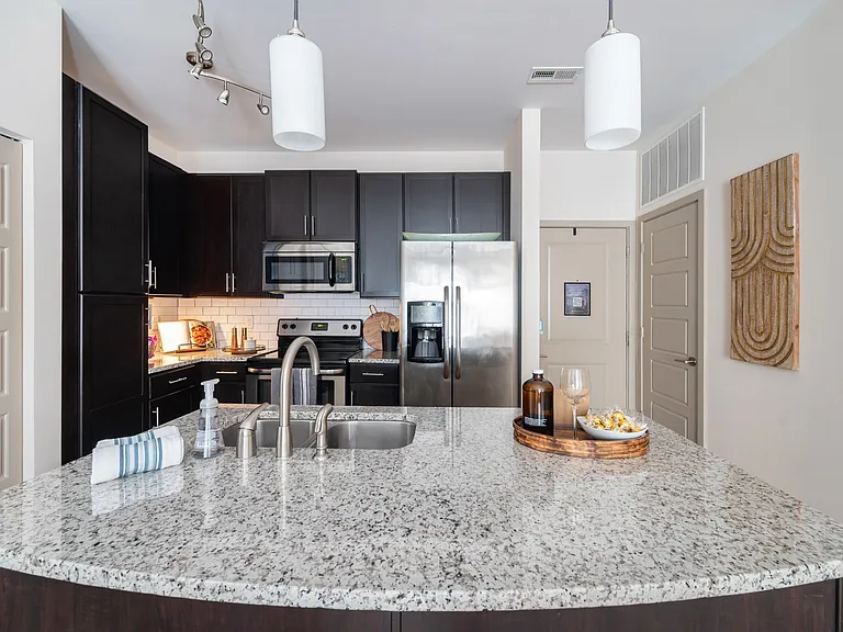 Marble Alley Lofts — Photo 48