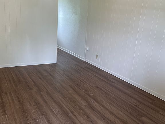 5th image of 2707 W Avenue I