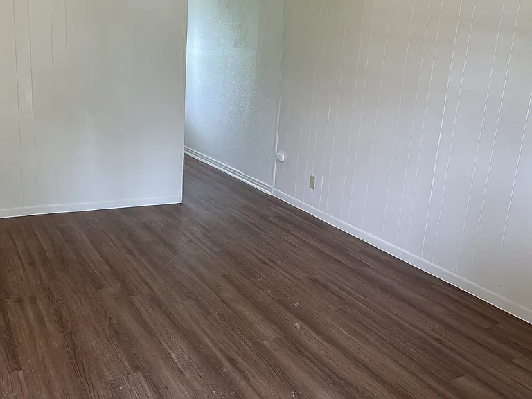 2707 W Avenue I — Photo 5