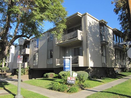 4th image of 10585 Missouri Ave APT 16