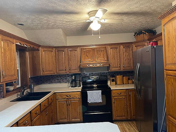Amish Kitchen Cabinets 