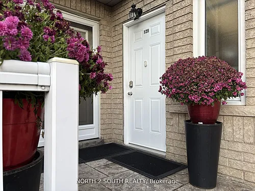 12 Villandry Cres #BASEMENT Photo 1