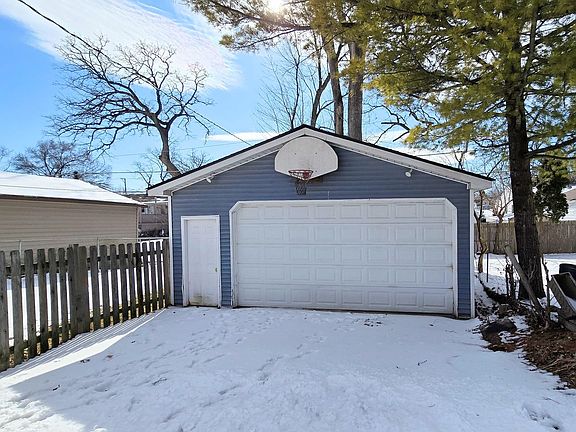 2nd image of 408 S Seymour Ave