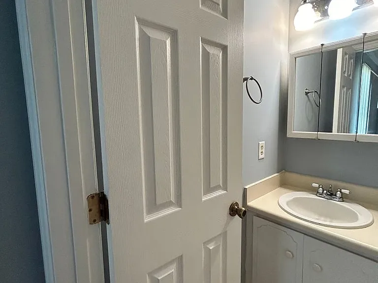 1012 Farr Ct — Photo 20