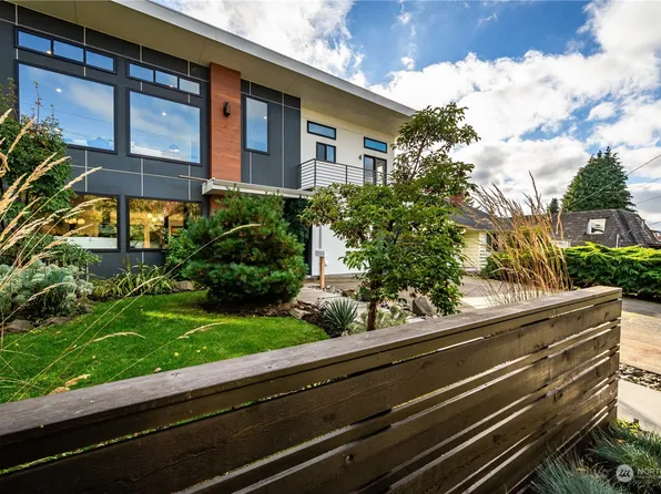 3919 SW Monroe Street, Seattle, WA 98136