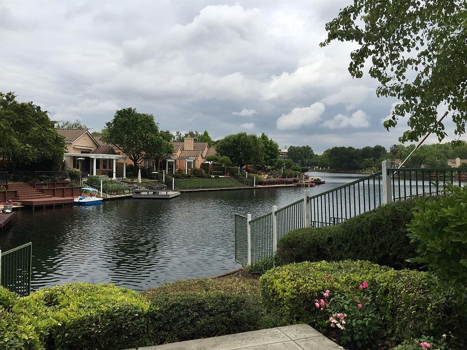 1st image of 3707 Saint Andrews Dr