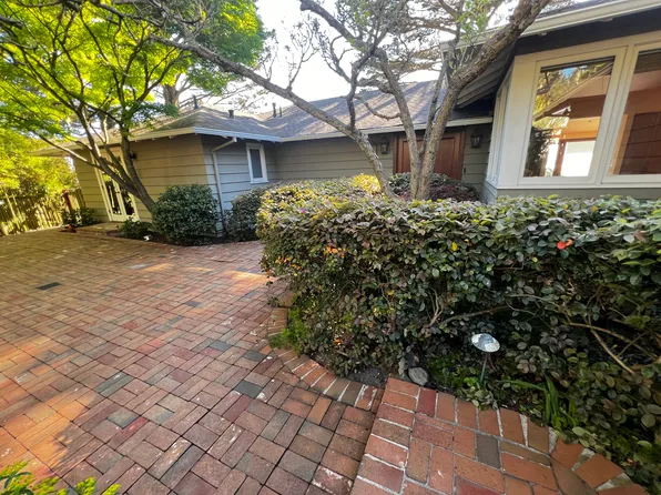 63 Castle Park Way, Oakland, CA 94611