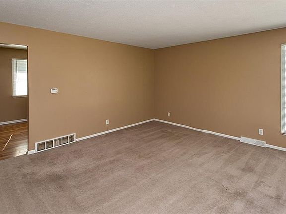 3rd image of 6691 NW 54th Ct