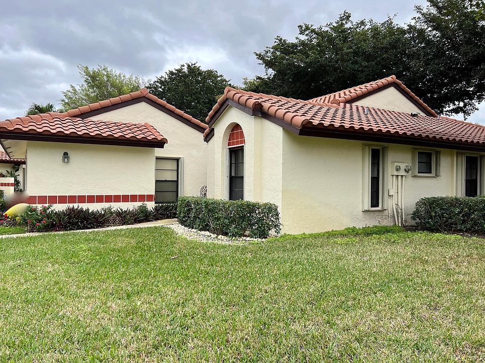 1st image of 5328 Fig Palm Way #B