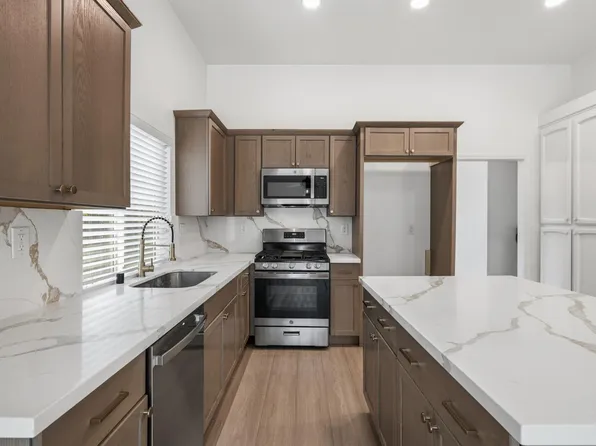 7737 Antelope Hills Dr, Antelope, CA 95843