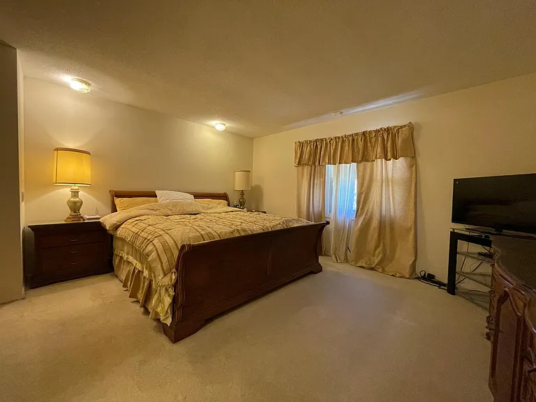 17983 Rosemar Ln — Photo 14