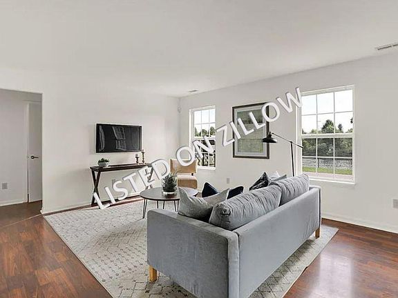 5th image of 6744 Wimbledon Dr