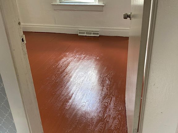 3rd image of 1486 E Delavan Ave #1
