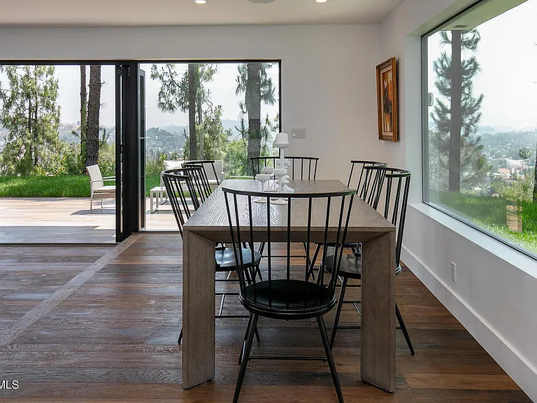 2149 Estes Rd — Photo 9