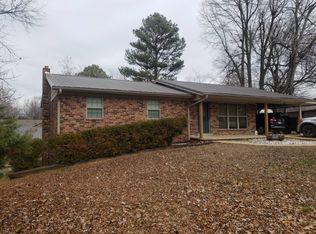1103 Atkins Dr, Pocahontas, AR 72455