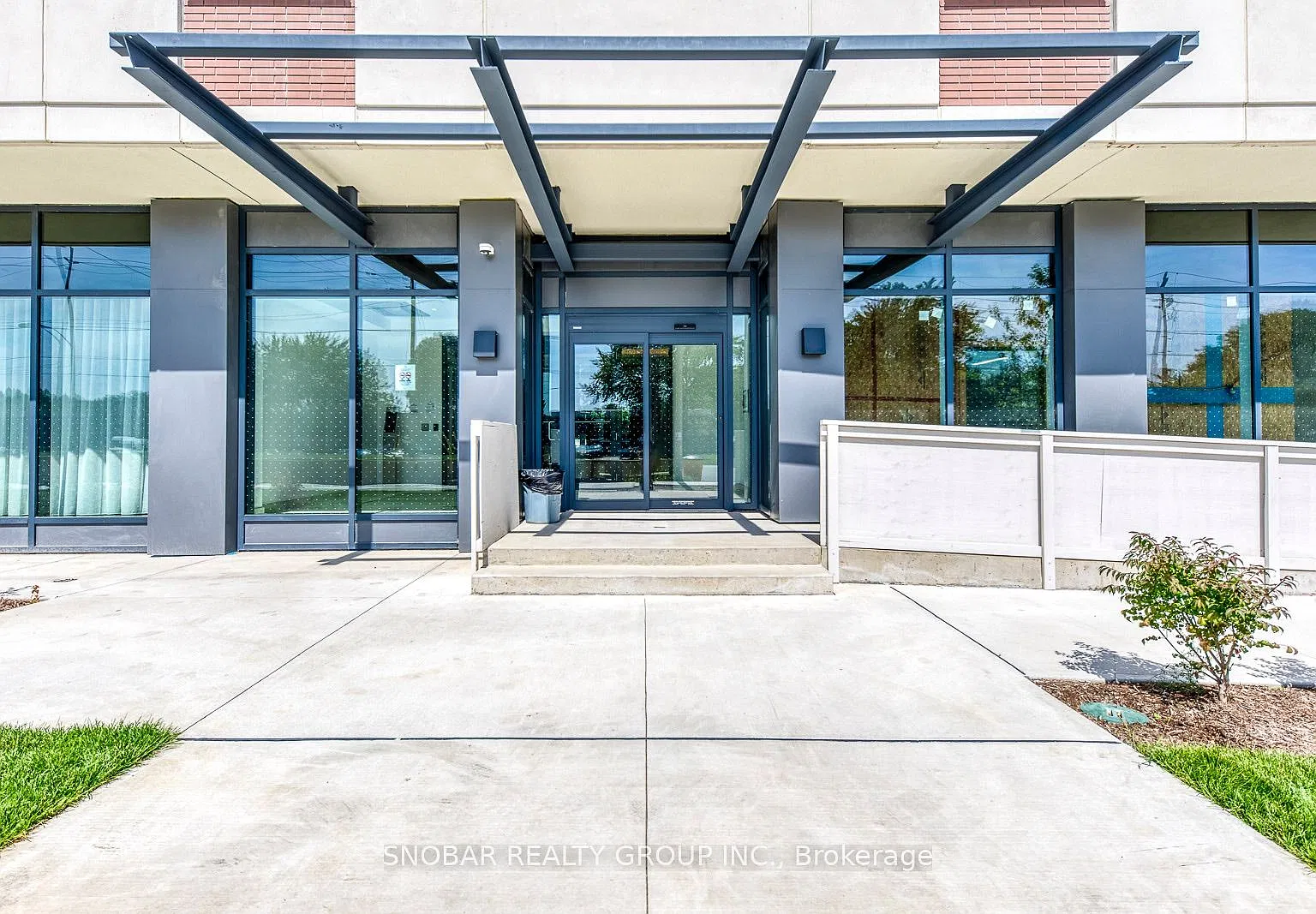 2 bed, $2,450 — Photo 3