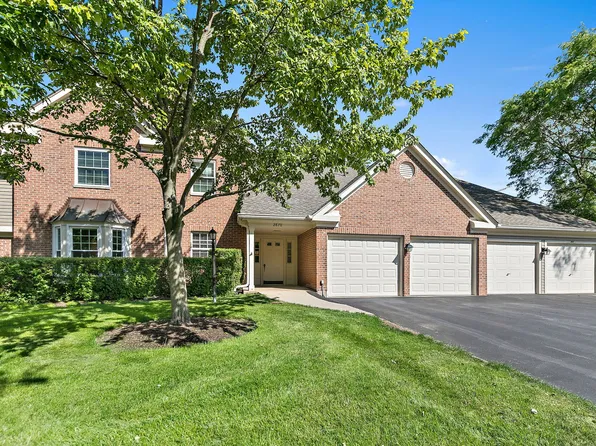 2870 Meadow Ln, Schaumburg, IL 60193