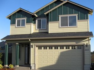 2601 Nina Pl, Hubbard, OR 97032