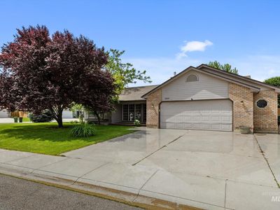 2569 S Velvet Falls Way, Meridian, ID, 83642