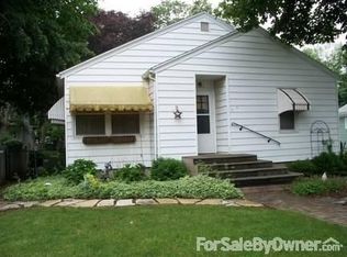 905 E Water St, Pontiac, IL 61764