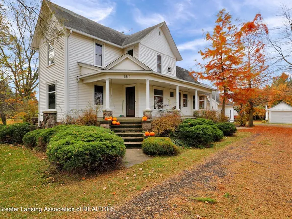 1511 N Clinton Trl, Charlotte, MI 48813
