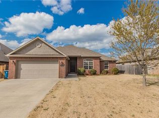 3100 SW Wargate Ave, Bentonville, AR 72713